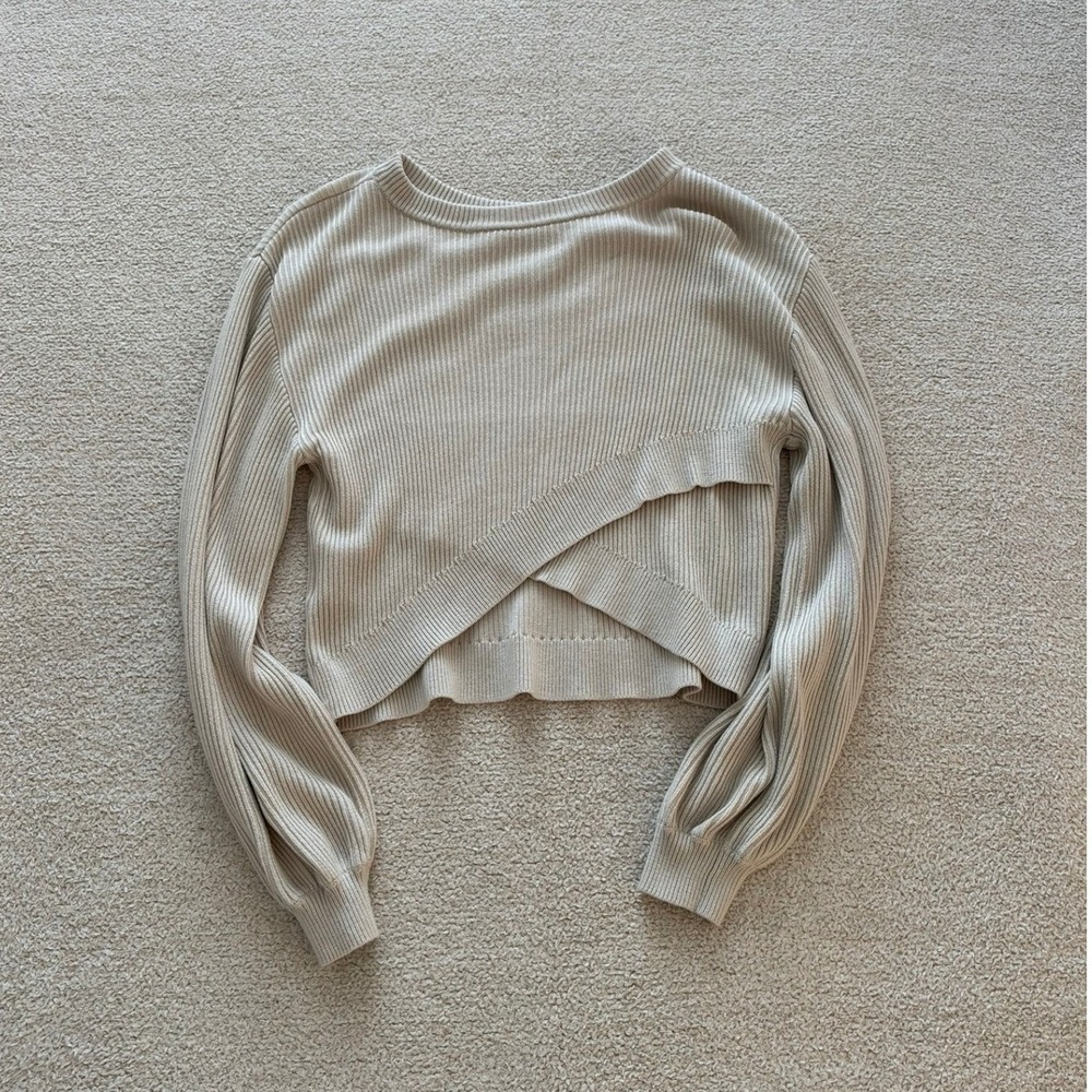 lululemon Reversible Crossover Sweater size 6 in White Opal